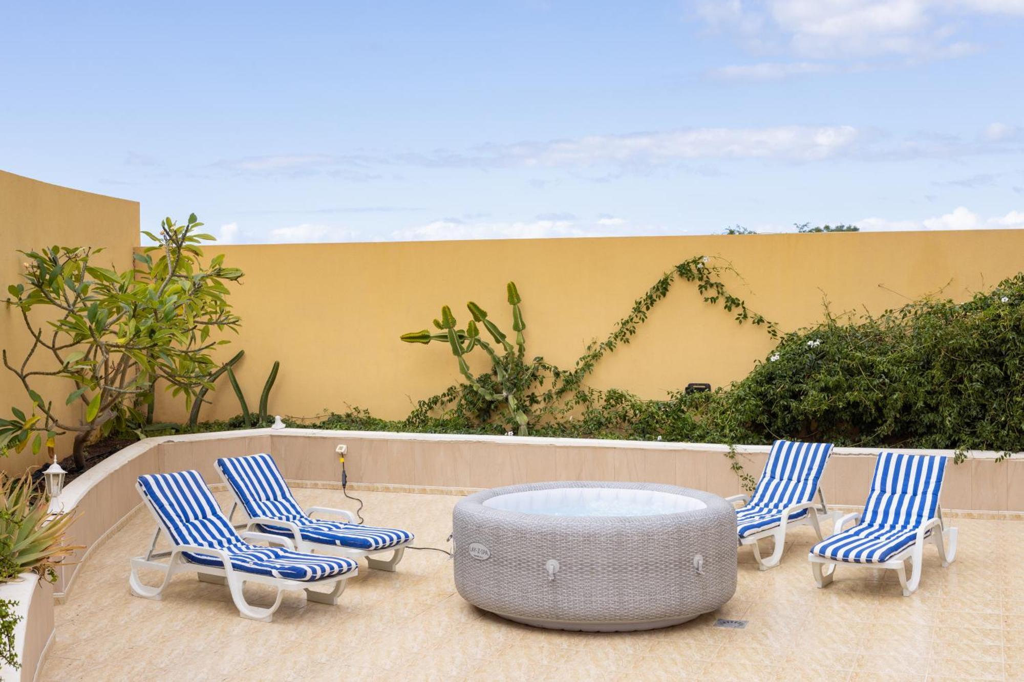 Villa Classbnb - Luxurious 1,5 Kilometers From Costa Adeje